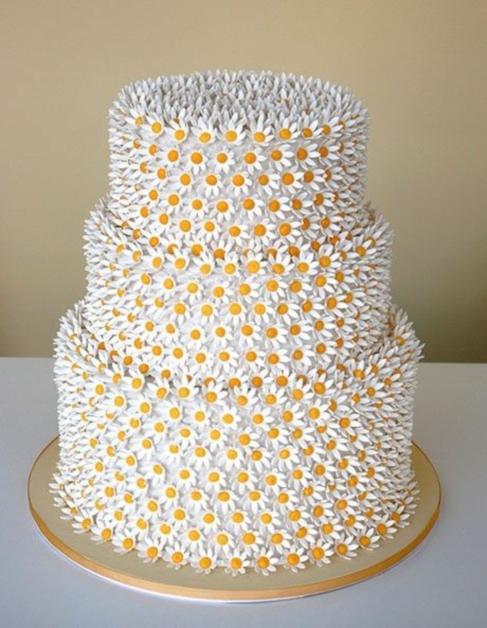 tartes à taufe-taufe--Gâteau Margariten Fondant chiffre Fleurs