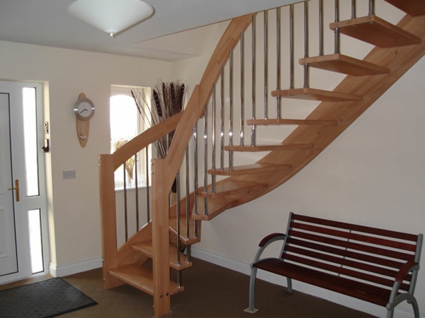 Bois escalier cantilever idées de décoration construction grande maison