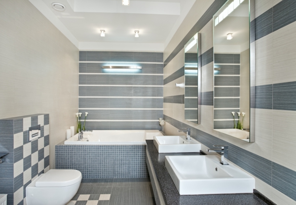 חדר אמבטיה מודרני עם עיצוב נהדר