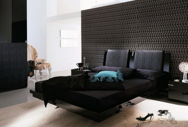 超现代化的黑墙涂料的卧室