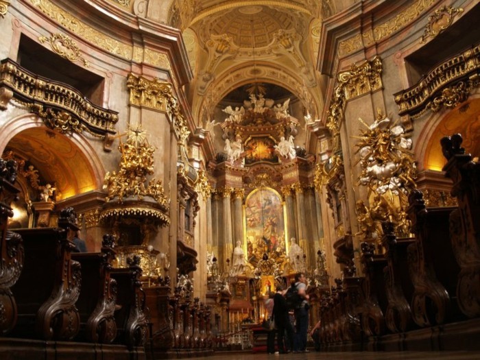 Ainutlaatuinen Pietarin kirkko-in-Wien -Itävalta-barokki epookki
