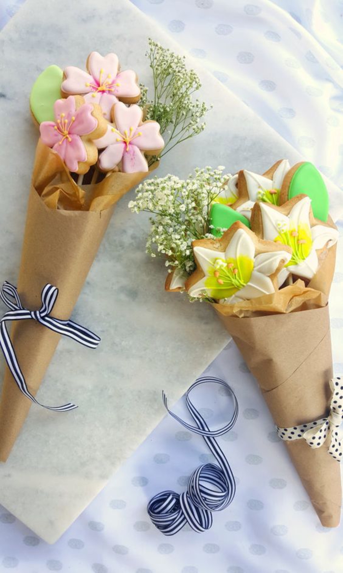 cadeau d'adieu, biscuits de fleurs, bouquet, cadeau pour femme
