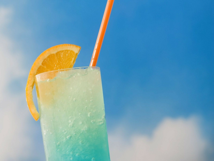 טפטים-עבור-קיץ-cocktal-עם-לימון