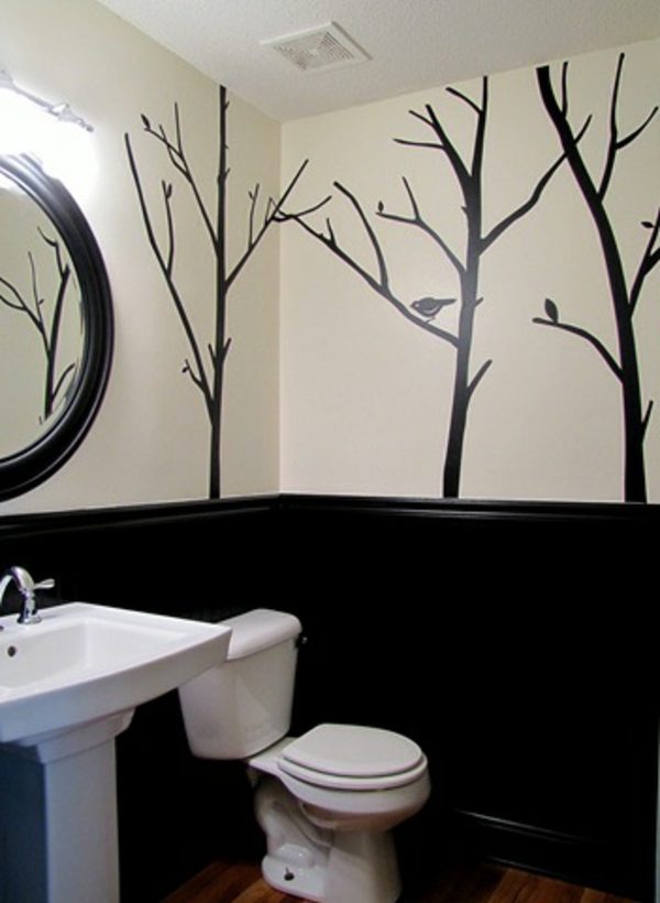 pintar árboles como una buena idea para el diseño de la pared en el baño