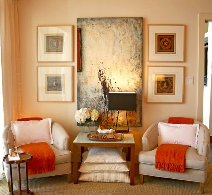 fal színe arany-kényelmes-és gyönyörű szobás