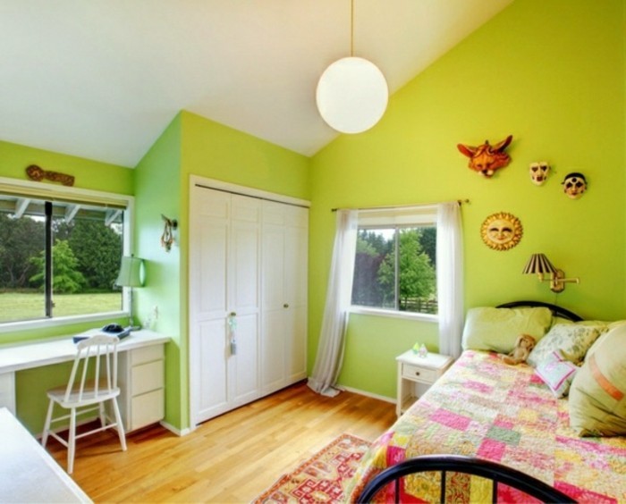 la couleur des murs, vert et petit-modèle-chambre-accessoires à la paroi