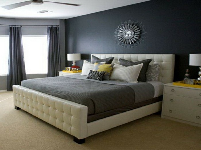 χρώμα μαύρο-σύγχρονη-και-άνετο κρεβάτι-in-a-υπνοδωμάτιο τοίχο