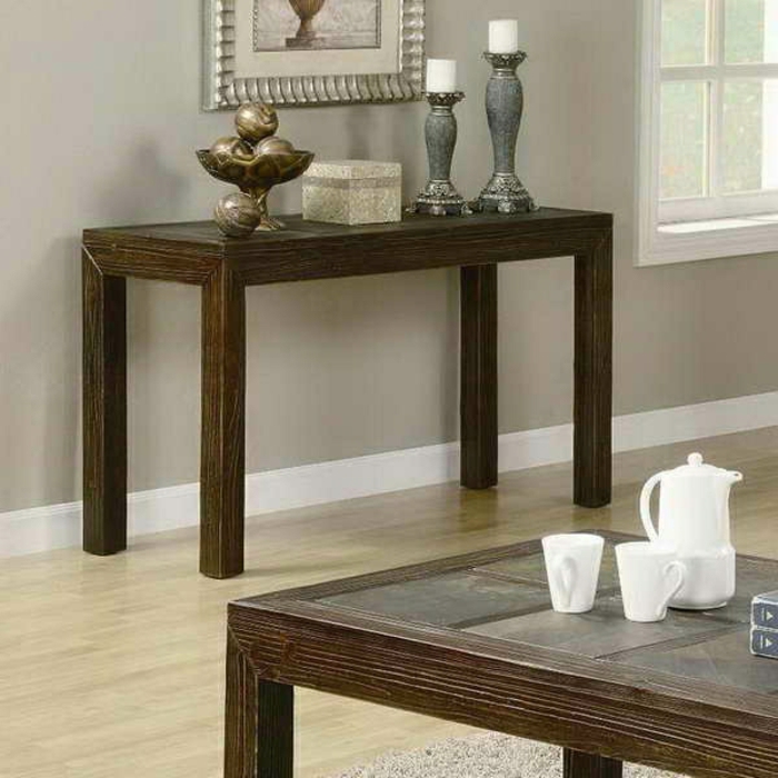 falszín-trendek-szürke fal színe-két fa asztalok