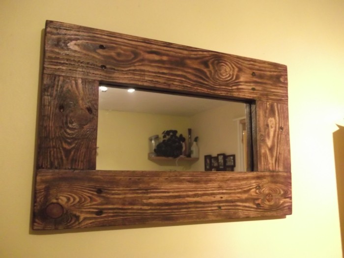 wandspiegel-with-frame-of-feldolgozott fa