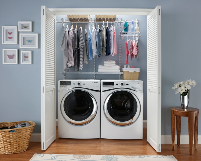 пране зададена висящи дрехи-перални-по-най