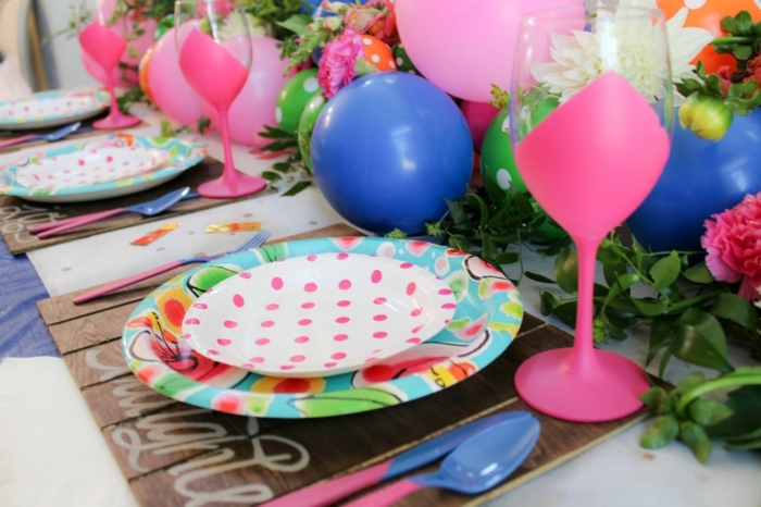 酒杯装饰，勺子，叉子，多彩，拼盘，气球，派对装饰，鲜花