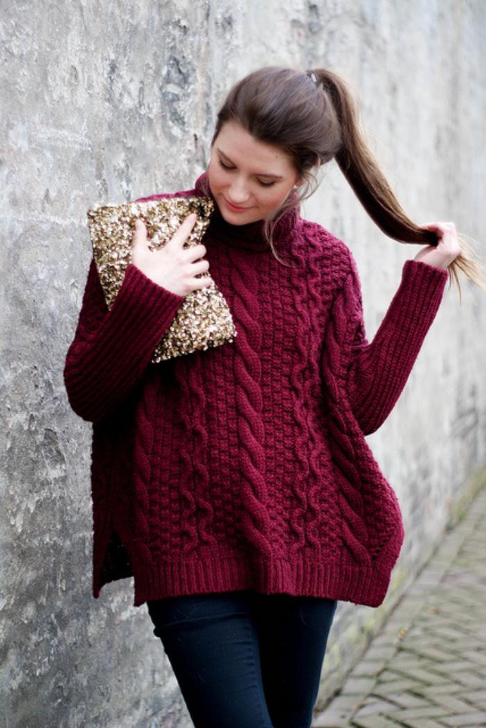 लाल-आयरिश स्वेटर के लिए महिलाओं-चोटियों पैटर्न गोल्डन क्लच