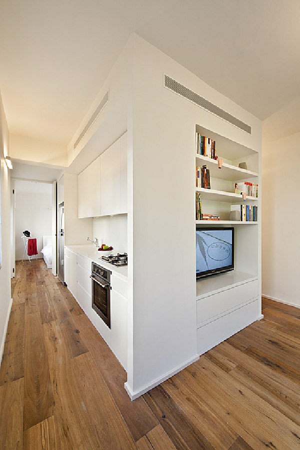 σπίτι-για-μικρό-διαμέρισμα-ένα-όμορφο-διάδρομο-πλαισιώνοντας