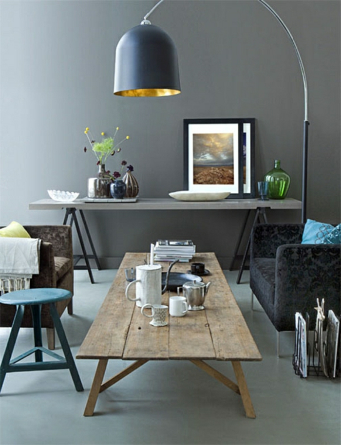 nappali-szürke fal színét és Wood-fészek asztal