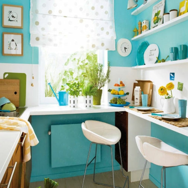 merveilleux-cuisine-avec-turquoise couleur mur blanc-étagères