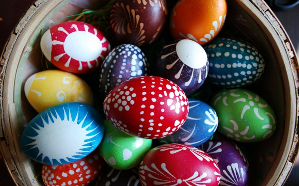 डेको-विचारों-ईस्टर के लिए ईस्टर अंडे colorful-- सुंदर के साथ