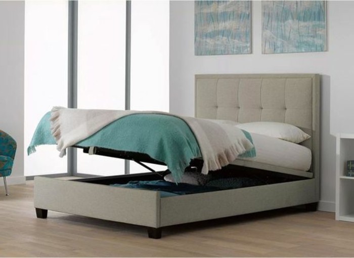 美丽的模型软垫床用，床箱明亮的卧室
