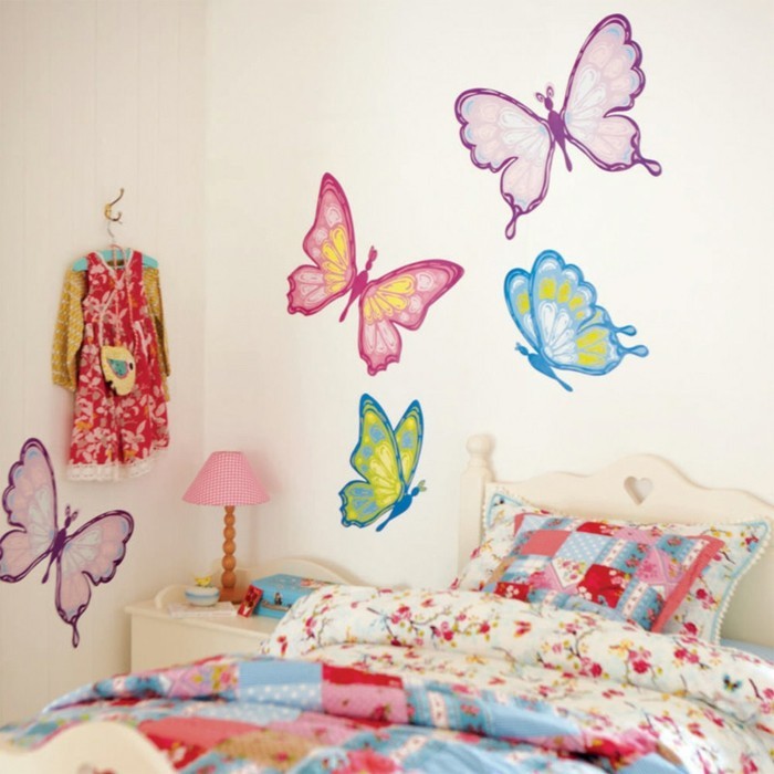 chambre papier peint pour-fille-papillons en intéressants la paroi
